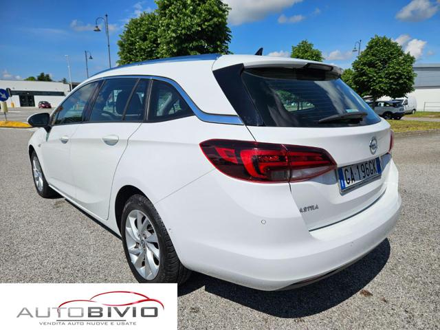 OPEL Astra usata, con Autoradio