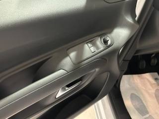 OPEL Combo usata, con Controllo trazione