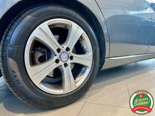 MERCEDES-BENZ E 220 usata, con Autoradio