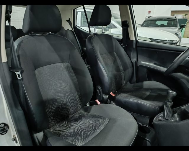 HYUNDAI i10 usata 5
