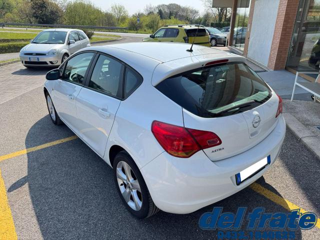 OPEL Astra usata, con Airbag laterali