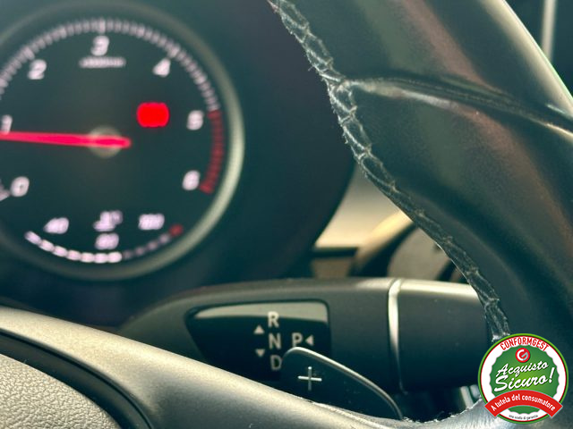 MERCEDES-BENZ C 200 usata, con Lettore CD