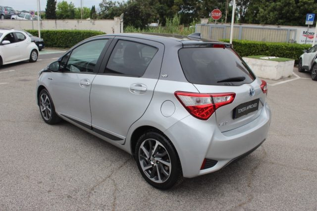 TOYOTA Yaris usata 22