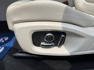JAGUAR E-Pace usata, con Fari Xenon