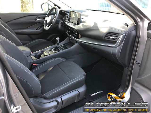 NISSAN Qashqai usata, con Controllo automatico clima