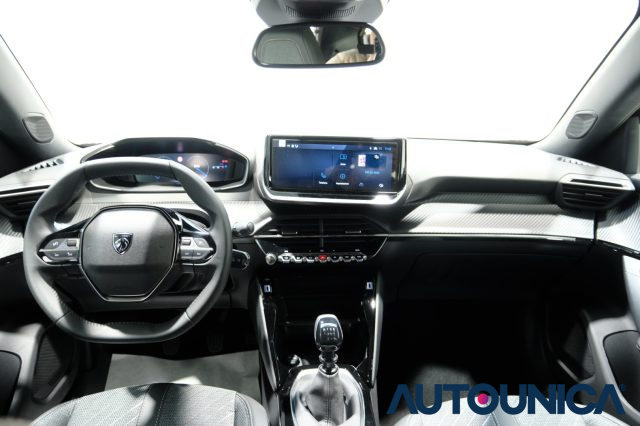 PEUGEOT 2008 usata, con Controllo automatico clima