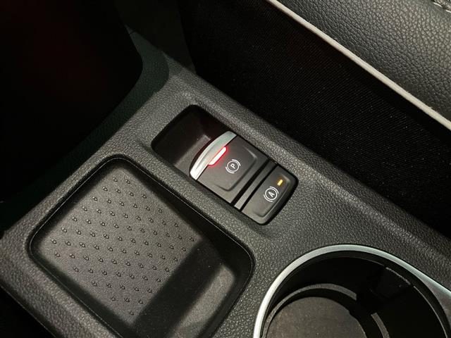 RENAULT Captur usata 21