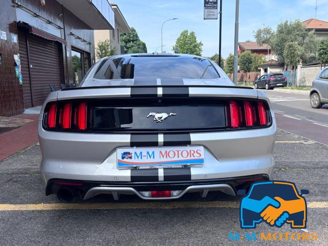 FORD Mustang usata, con Autoradio