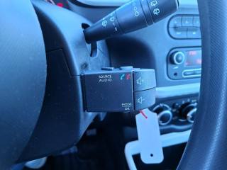 RENAULT Twingo usata 9