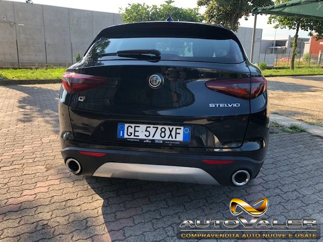 ALFA ROMEO Stelvio usata, con Alzacristalli elettrici