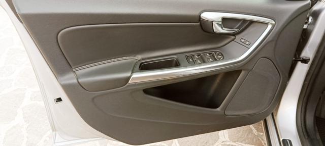 VOLVO V60 usata, con Sistema di navigazione