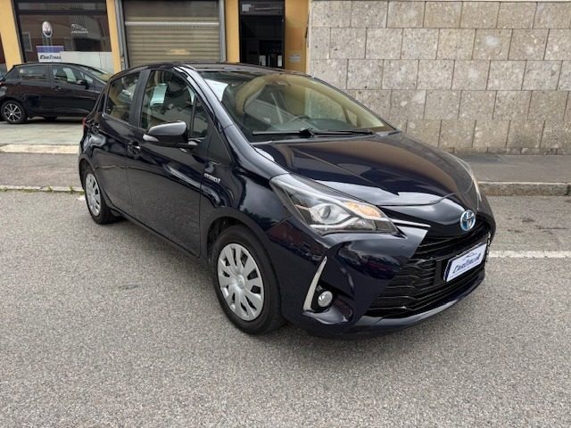 TOYOTA Yaris usata, con Airbag laterali