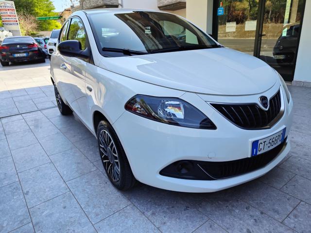 LANCIA Ypsilon usata, con ABS