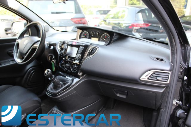 LANCIA Ypsilon usata, con Cronologia tagliandi