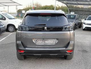 PEUGEOT 5008 usata, con Sedile posteriore sdoppiato