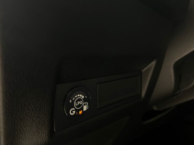 RENAULT Captur usata, con ESP