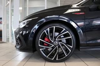 VOLKSWAGEN Golf usata, con Alzacristalli elettrici