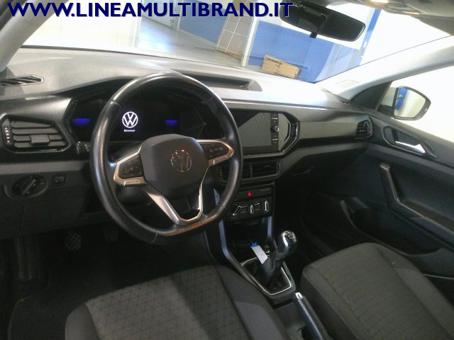 VOLKSWAGEN T-Cross usata, con USB