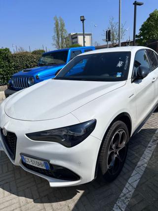 ALFA ROMEO Stelvio usata, con Alzacristalli elettrici