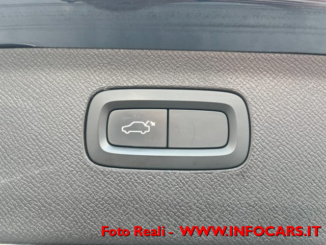 VOLVO XC90 usata, con Touch screen