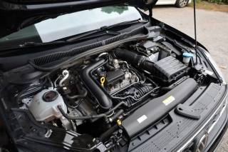 VOLKSWAGEN Taigo usata 101