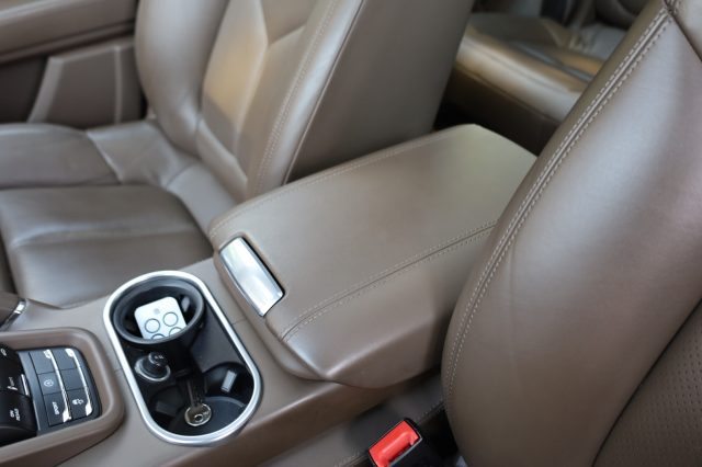 PORSCHE Cayenne usata, con Tetto panorama