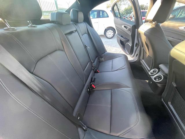 ALFA ROMEO Giulia usata, con Interni in pelle