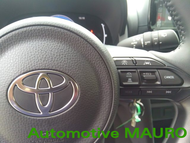 TOYOTA Yaris Cross usata, con Sensore di luce