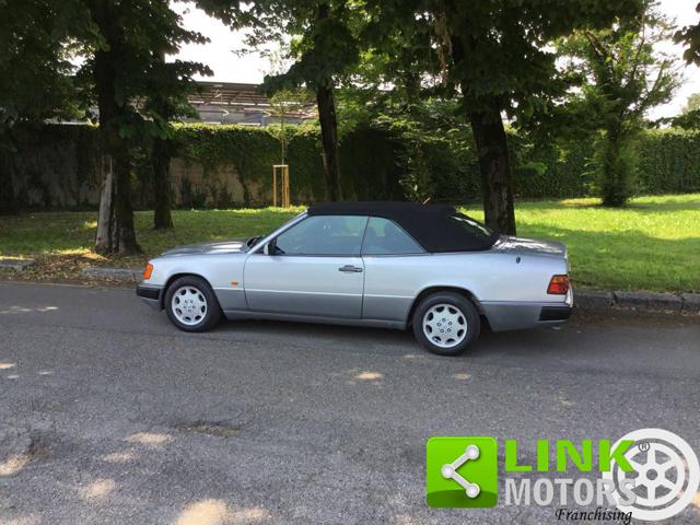 MERCEDES-BENZ 300 usata, con Climatizzatore