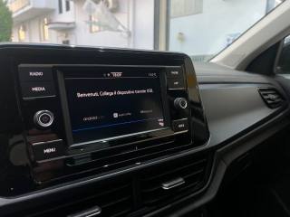 VOLKSWAGEN T-Roc usata, con Isofix