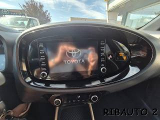 TOYOTA Aygo X usata, con Sistema di navigazione