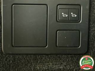 LAND ROVER Discovery usata, con Controllo vocale