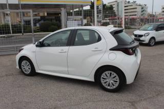 TOYOTA Yaris usata, con Riconoscimento dei segnali stradali