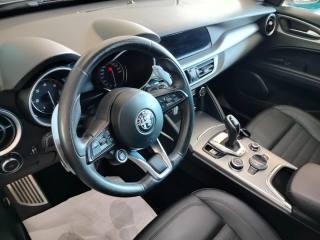 ALFA ROMEO Stelvio usata, con Autoradio digitale