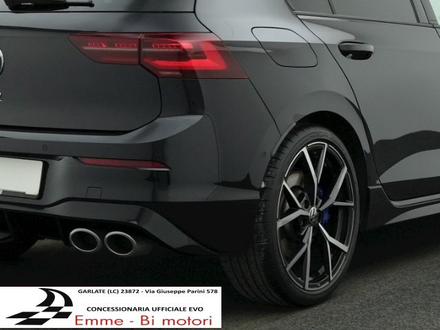 VOLKSWAGEN Golf usata, con USB