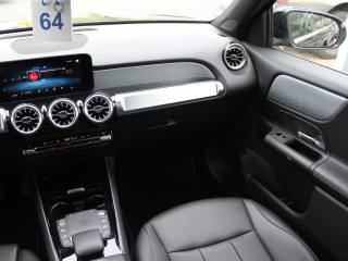 MERCEDES-BENZ GLB 180 usata, con Volante in pelle