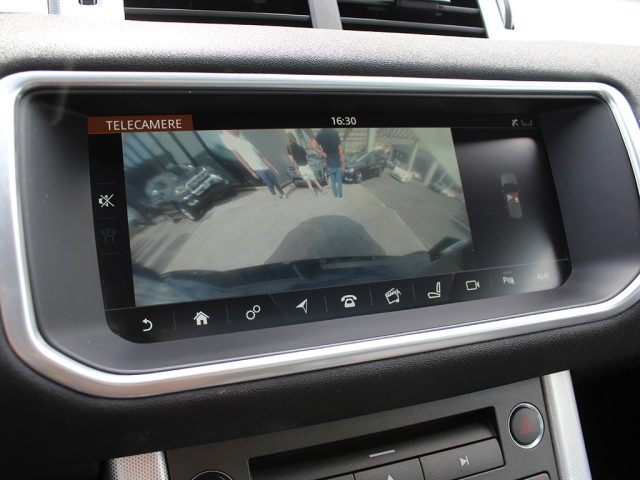 LAND ROVER Range Rover Evoque usata, con Sedile posteriore sdoppiato