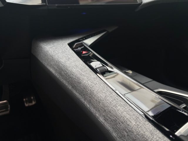 PEUGEOT 3008 usata, con Interni in pelle