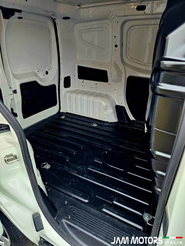 FIAT Fiorino usata 12