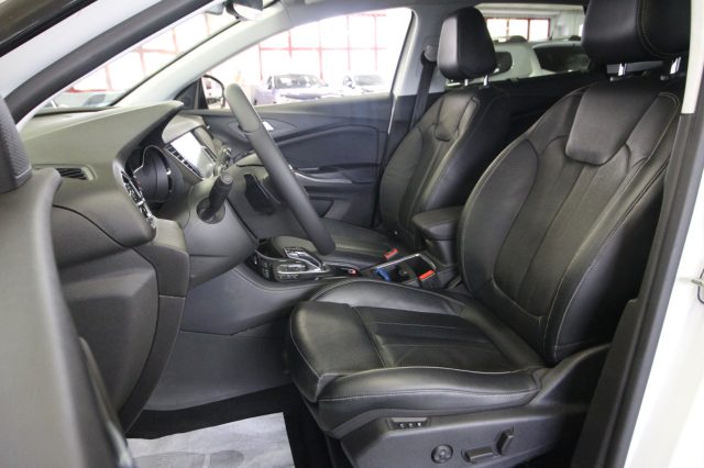 OPEL Grandland X usata, con Interni in pelle