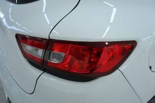 RENAULT Clio usata, con Hill holder