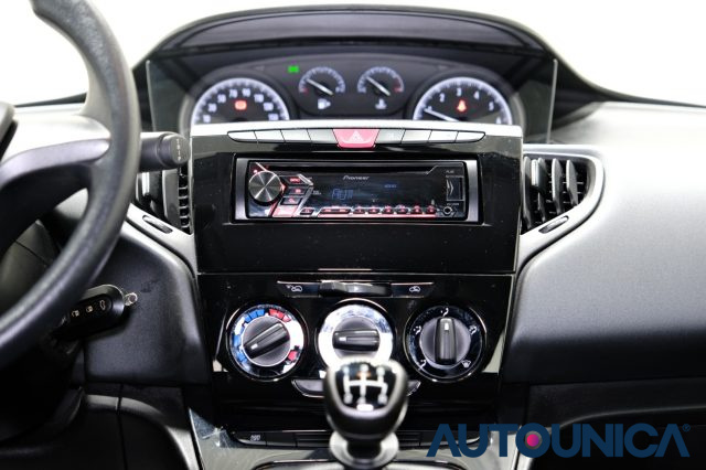 LANCIA Ypsilon usata, con Controllo trazione