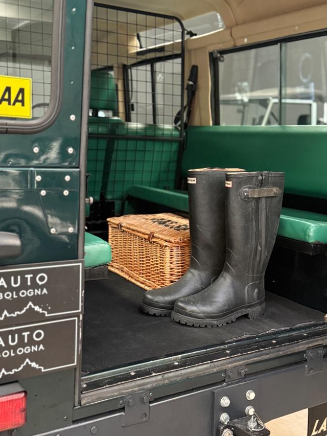 LAND ROVER Defender usata 15