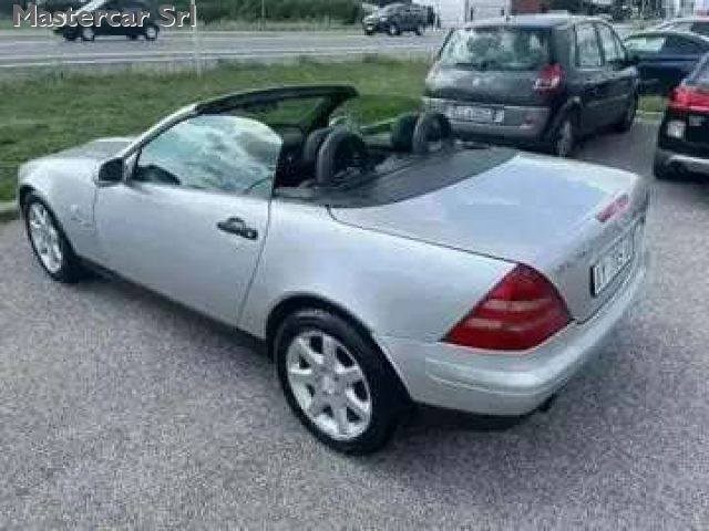 MERCEDES-BENZ SLK 200 usata, con Airbag Passeggero
