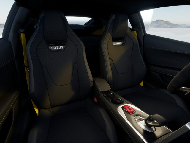 LOTUS Emira usata, con Touch screen