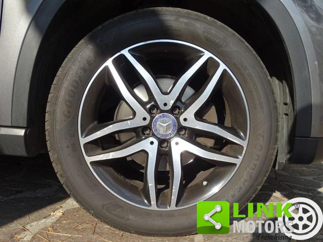 MERCEDES-BENZ GLA 200 usata, con Sedile posteriore sdoppiato