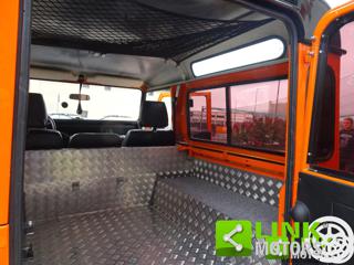 LAND ROVER Defender usata 26