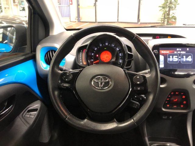 TOYOTA Aygo usata, con Sensore di luce