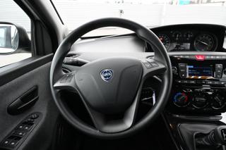 LANCIA Ypsilon usata, con Volante multifunzione