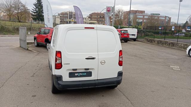 OPEL Combo usata, con Climatizzatore